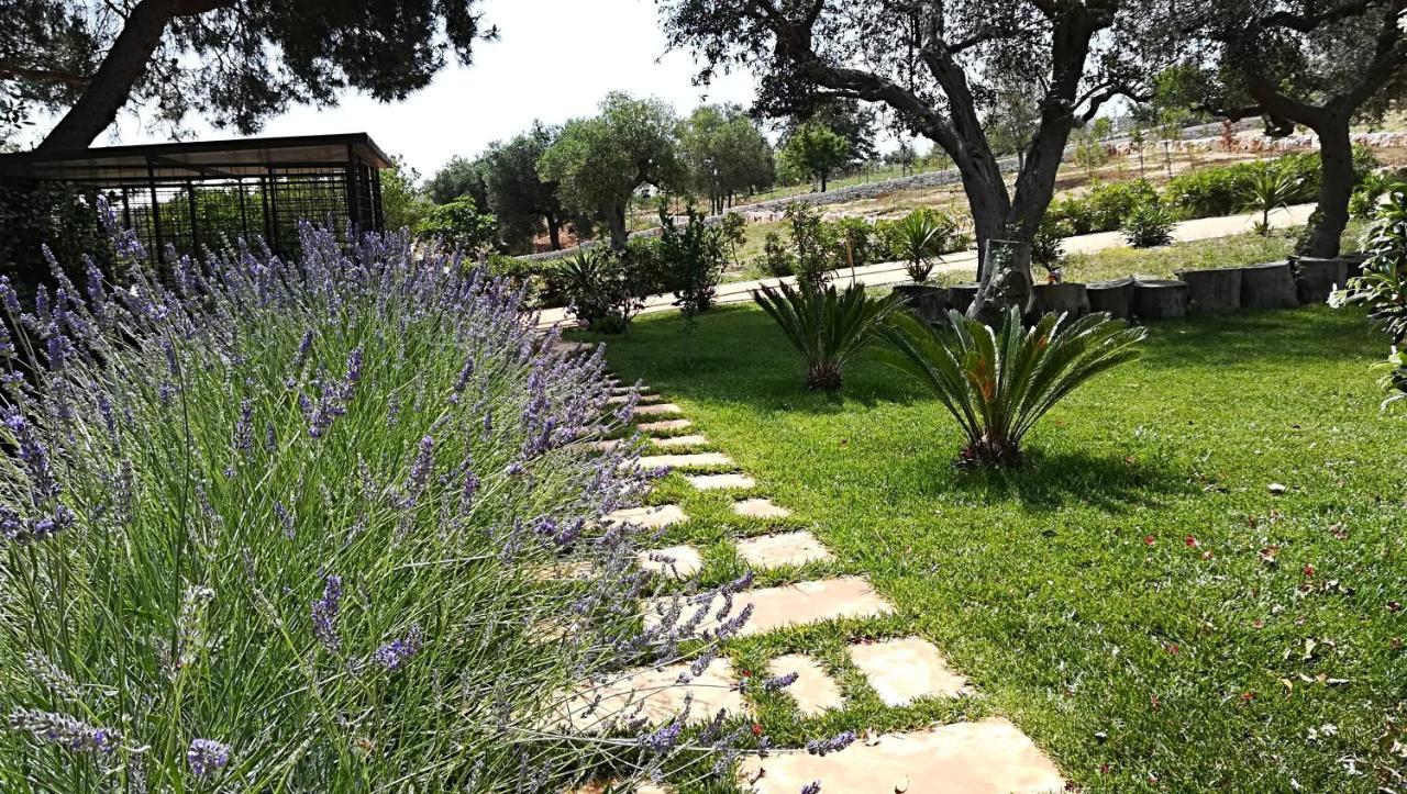 Eremo Del Dotto Aparthotel Alberobello Bagian luar foto
